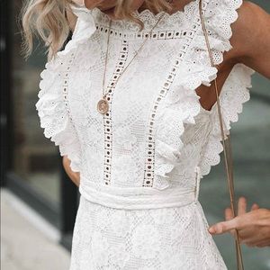 Simplee Half Sleeve Elegant
Hollow Out Party Lace A Line Mini Dress